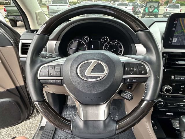 Used 2023 Lexus GX 460 Luxury w/ Accessory Package image 21