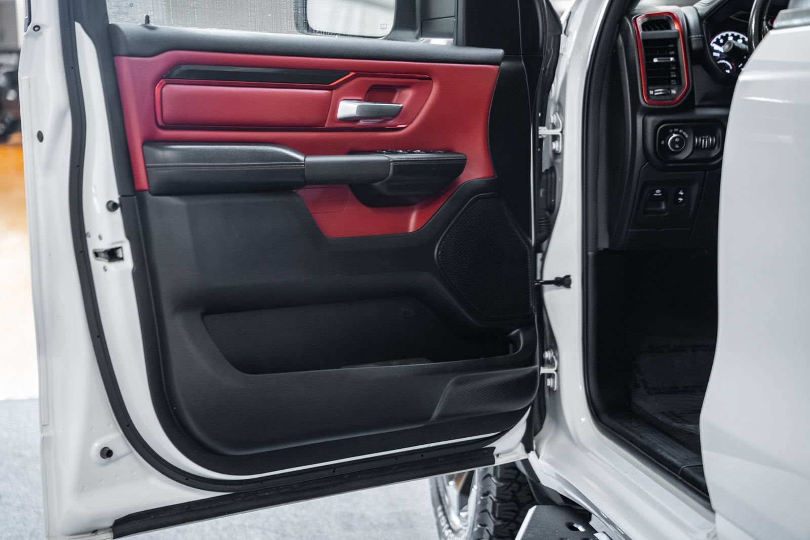 Used 2019 RAM 1500 Rebel w/ Rebel Level 1 Equipment Group AWD/4WD image 43