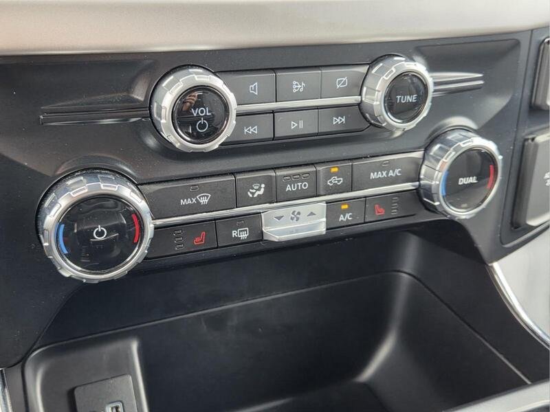 Used 2023 Ford F150 Lightning XLT AWD/4WD image 27