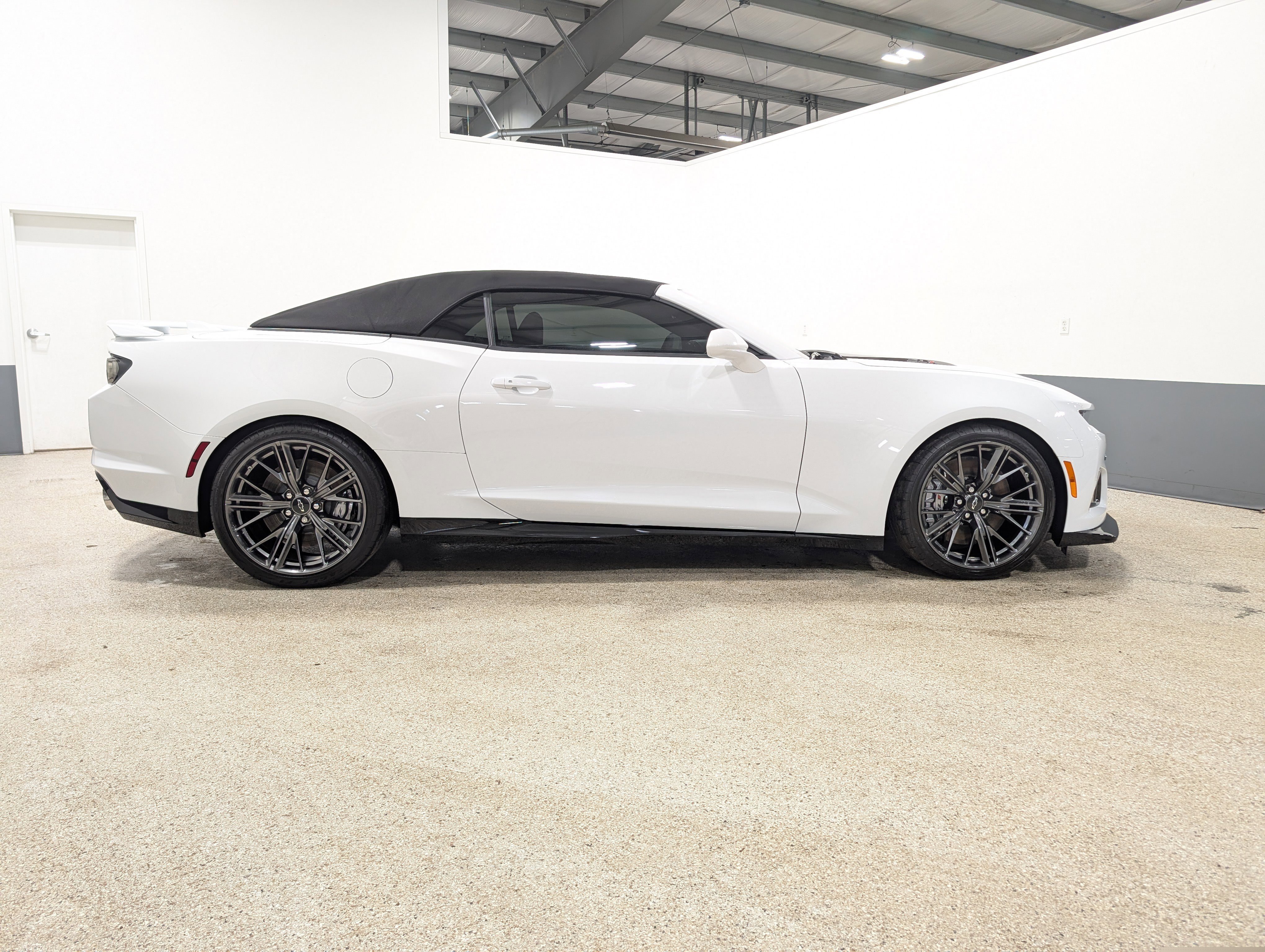 Used 2021 Chevrolet Camaro ZL1 w/ LPO, ZL1 Protection Package image 2