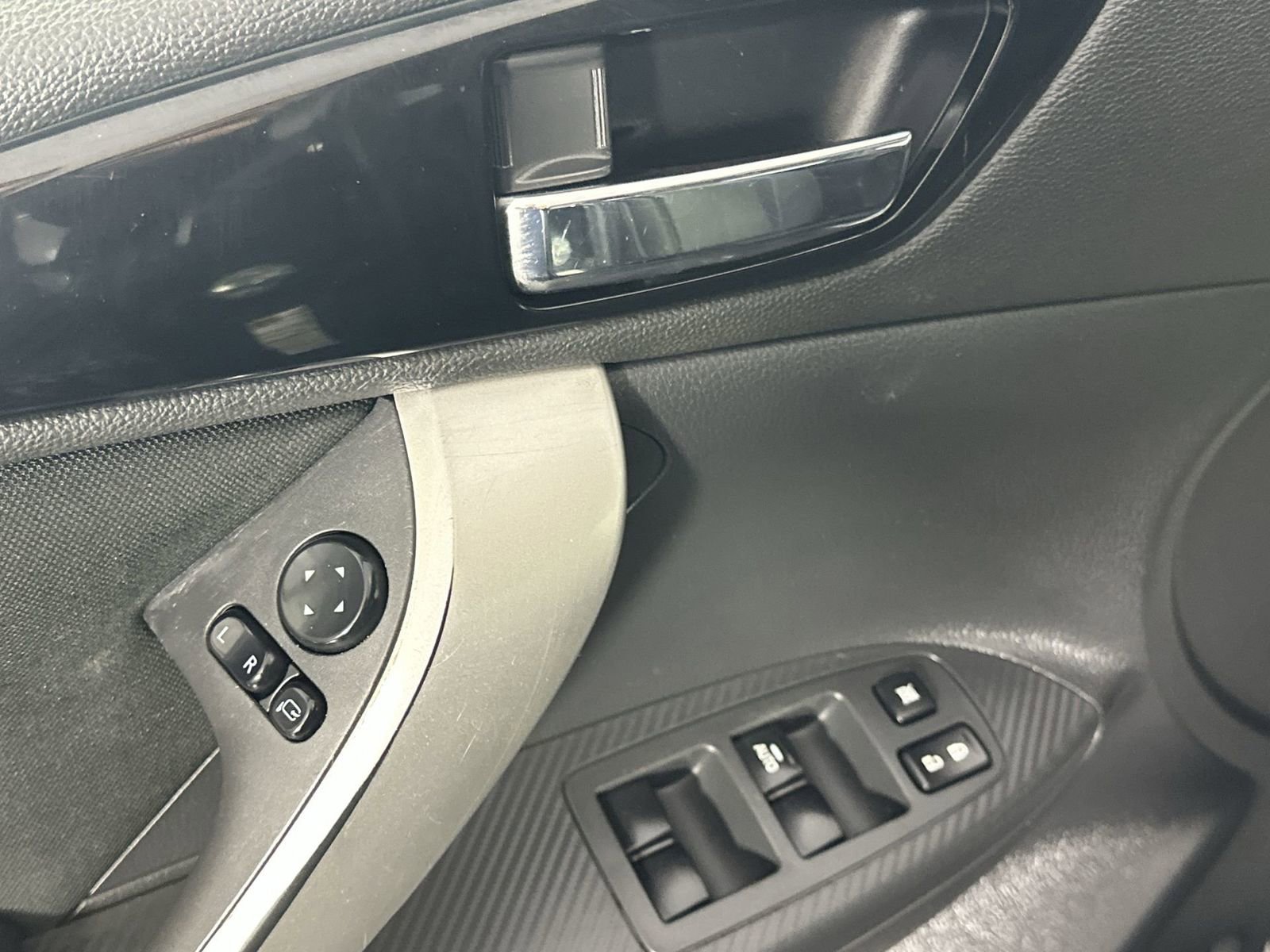 Used 2020 Mitsubishi Eclipse Cross SE image 17