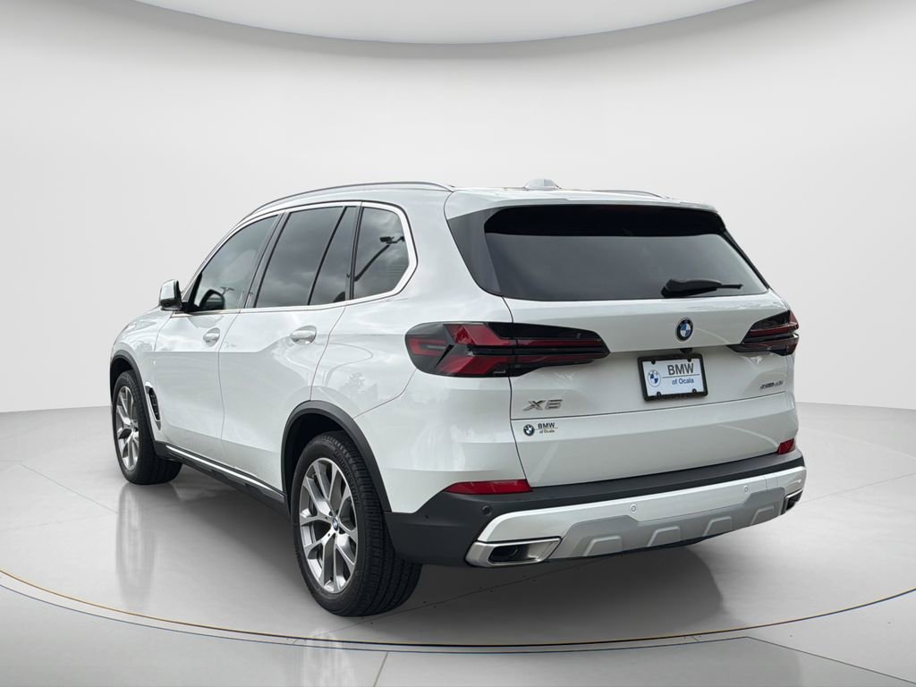 Certified 2024 BMW X5 sDrive40i w/ Parking Assistance Package image 11