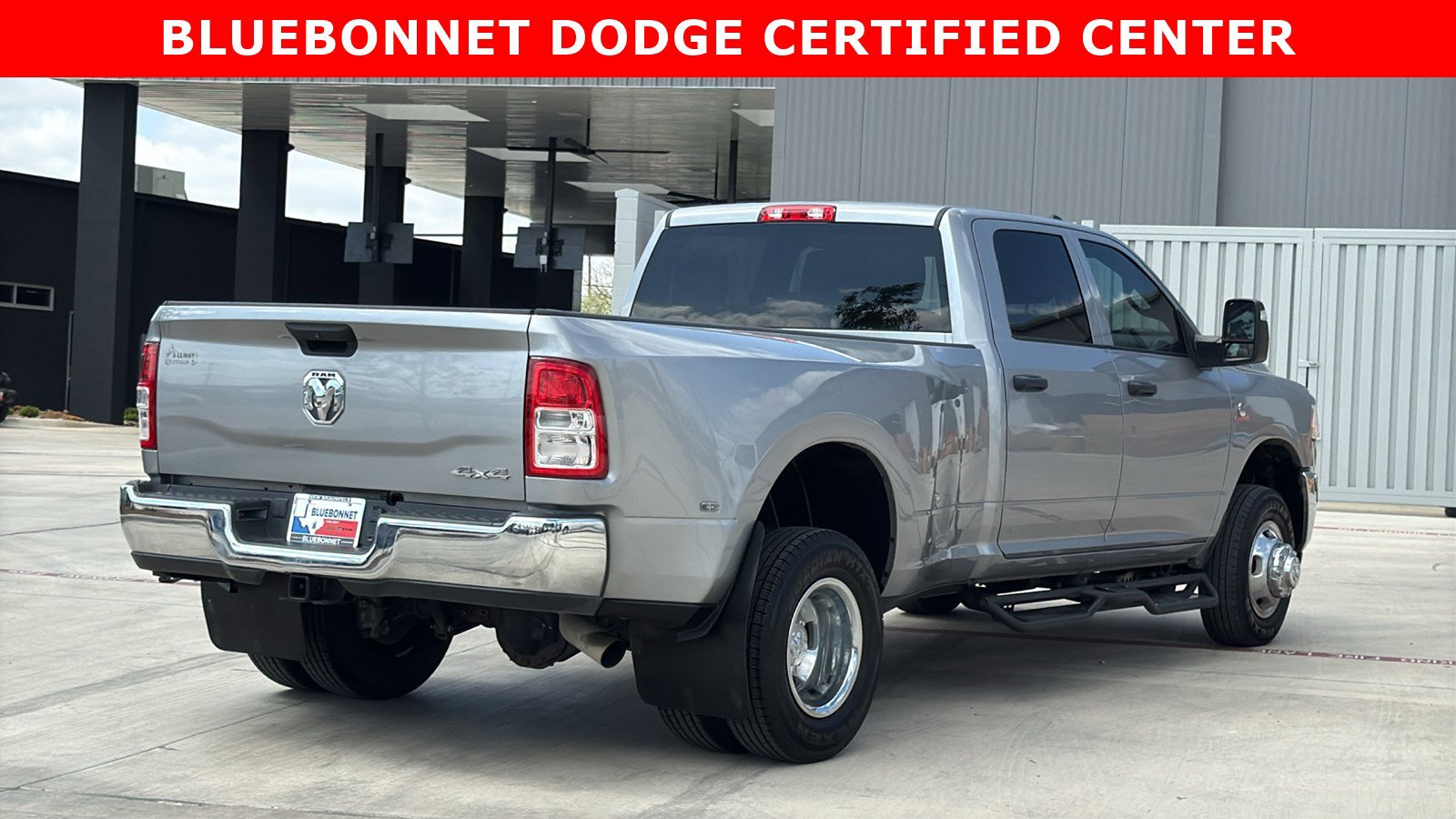 Used 2024 RAM 3500 Tradesman w/ Chrome Appearance Group image 5