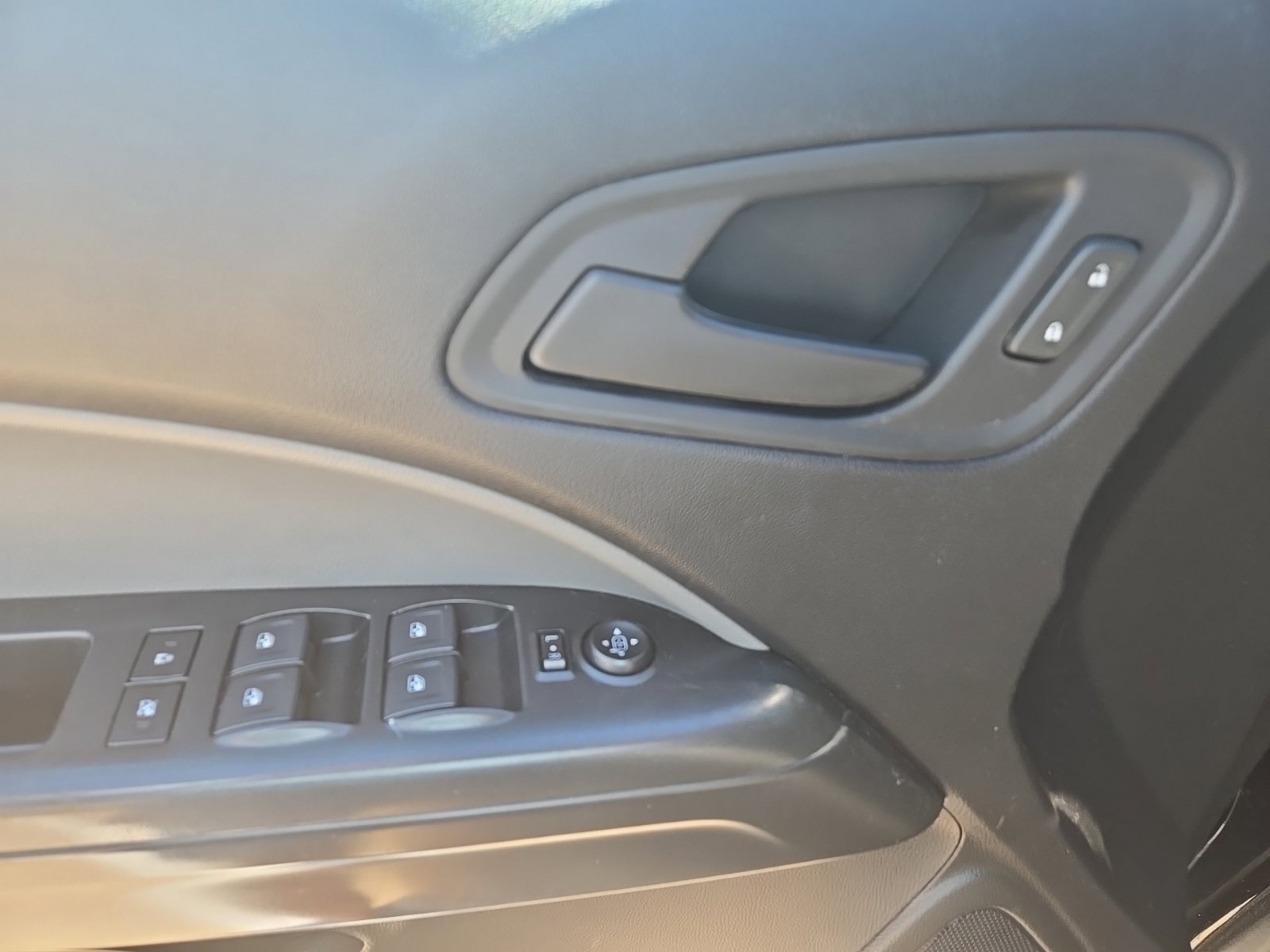 Used 2018 Chevrolet Colorado W/T w/ WT Convenience Package RWD image 11