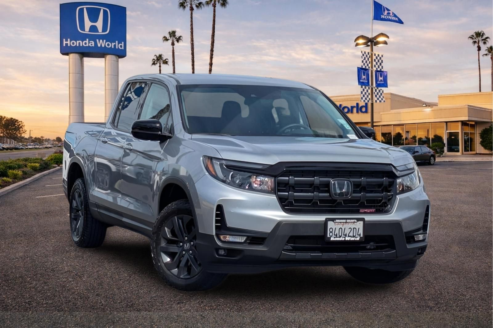 Certified 2025 Honda Ridgeline Sport image 2