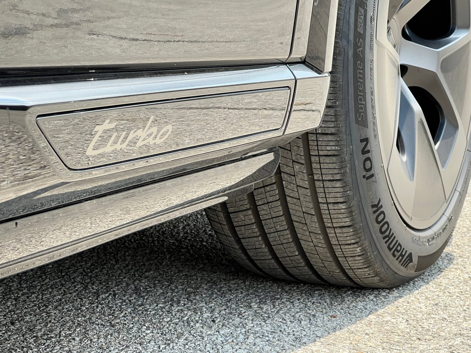New 2026 Porsche Cayenne Turbo AWD/4WD image 13