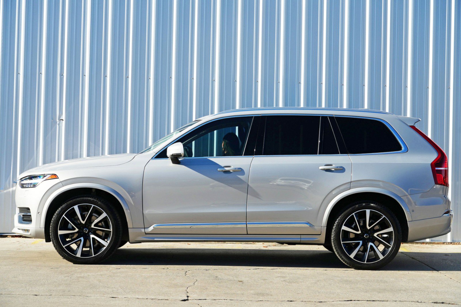 Used 2024 Volvo XC90 B6 Ultimate w/ Lounge Package AWD/4WD image 9