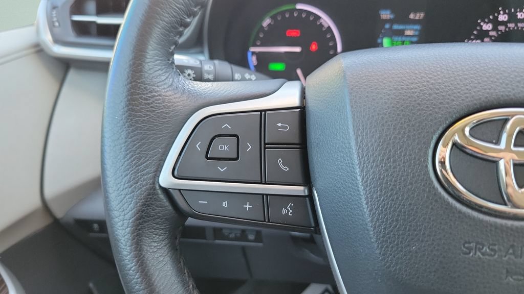 Certified 2021 Toyota Sienna XLE FWD image 23