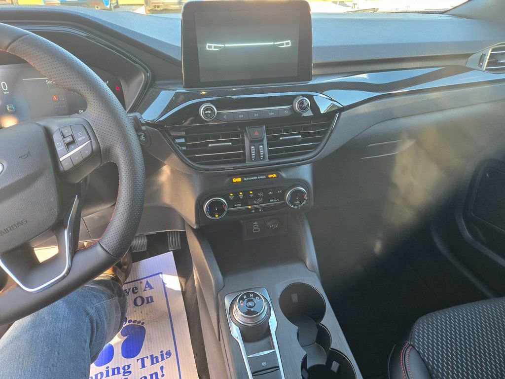 New 2026 Ford Escape ST-Line image 9