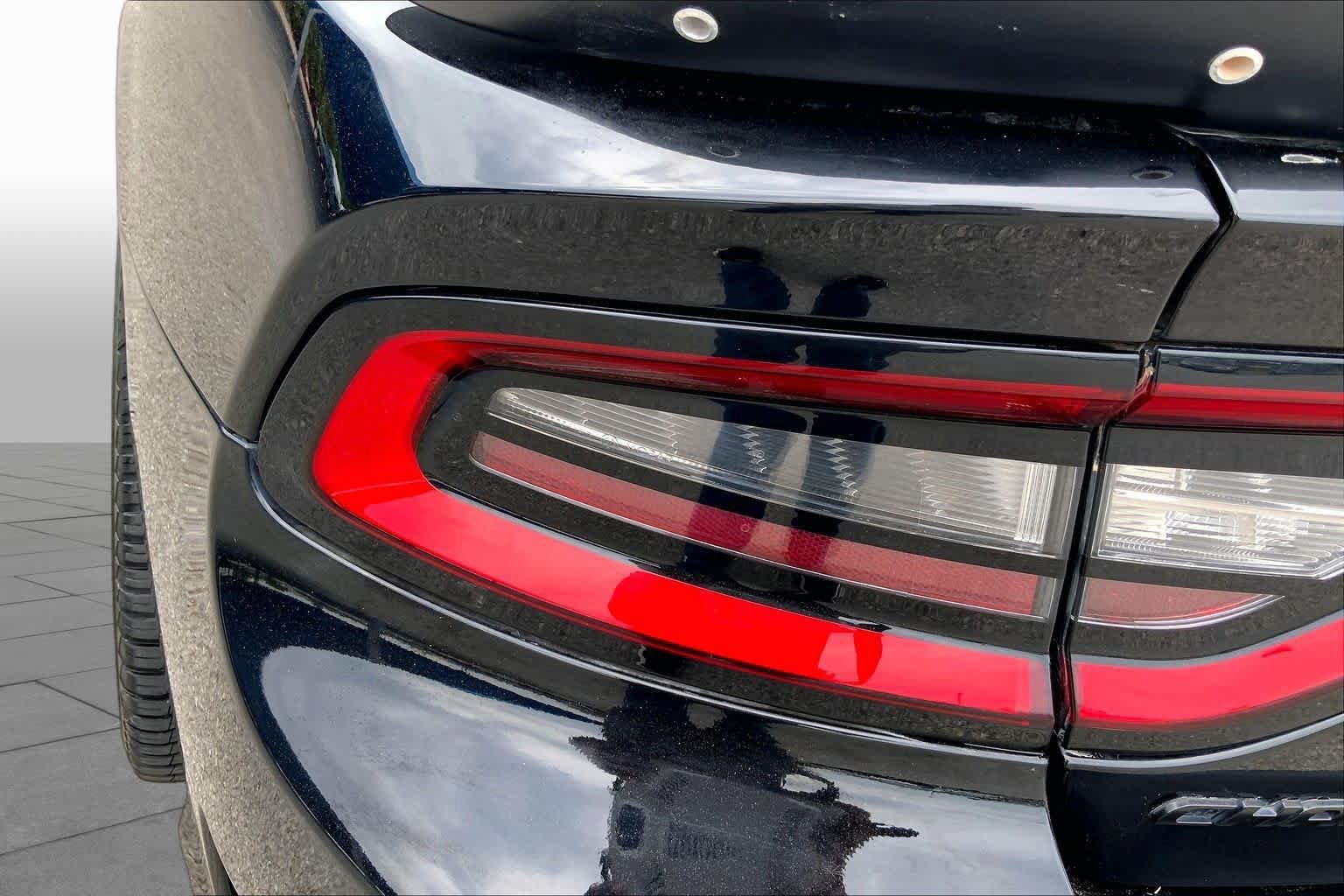 Used 2022 Dodge Charger R/T w/ Blacktop Package RWD image 29
