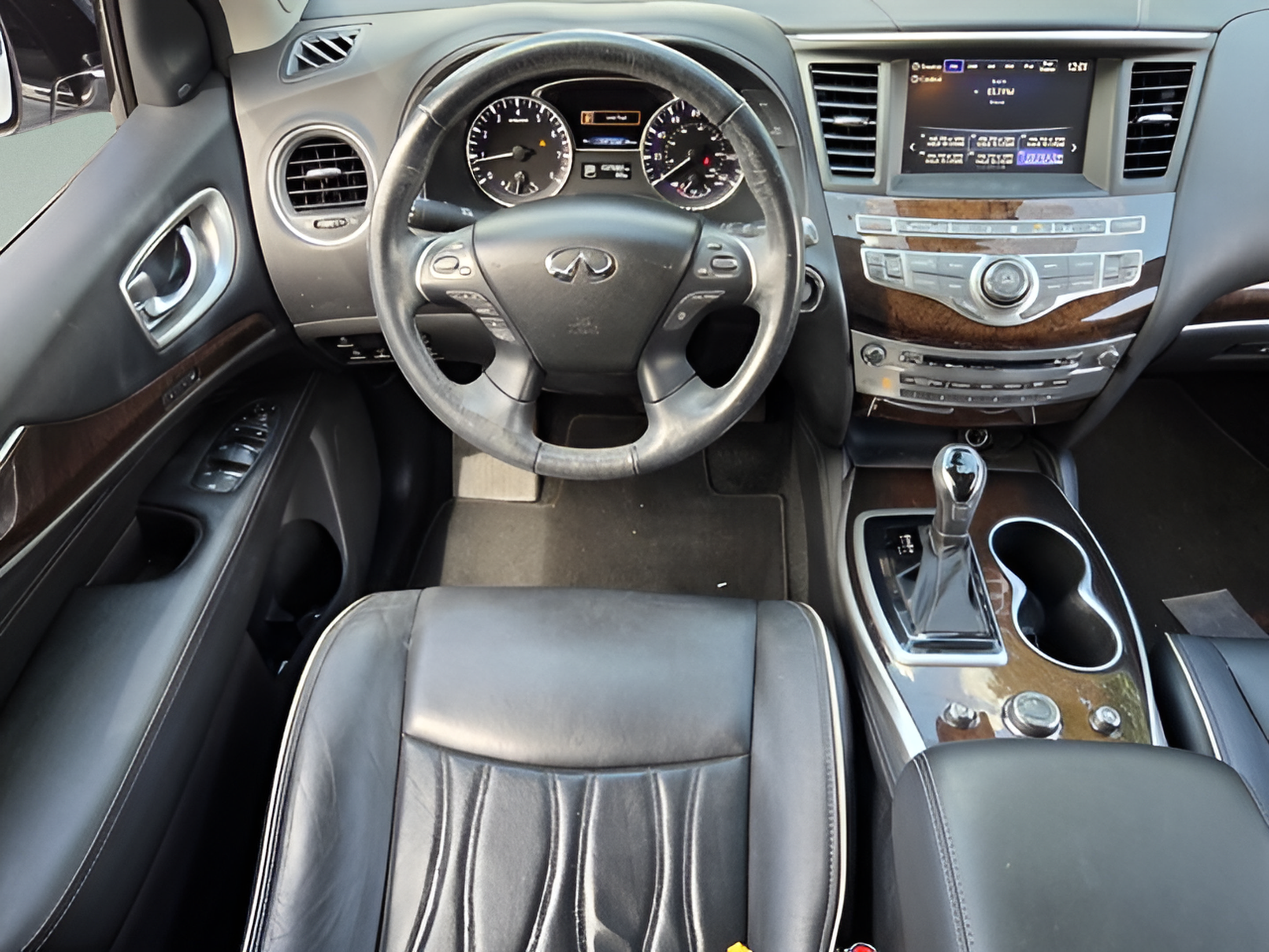 Used 2017 INFINITI QX60 FWD w/ Deluxe Technology Package image 12