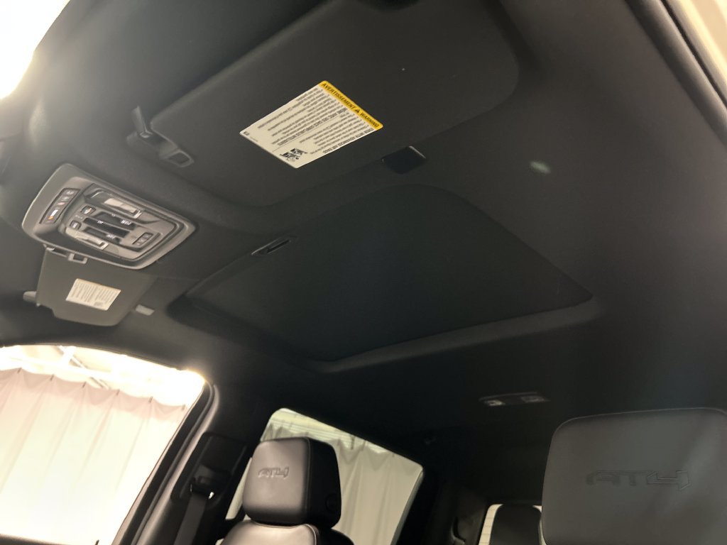 New 2026 GMC Sierra 2500 AT4 w/ AT4 Premium Plus Package AWD/4WD image 20