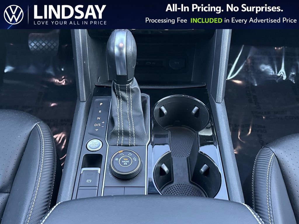 Used 2022 Volkswagen Atlas Cross Sport SE w/ Black Wheel Package image 18