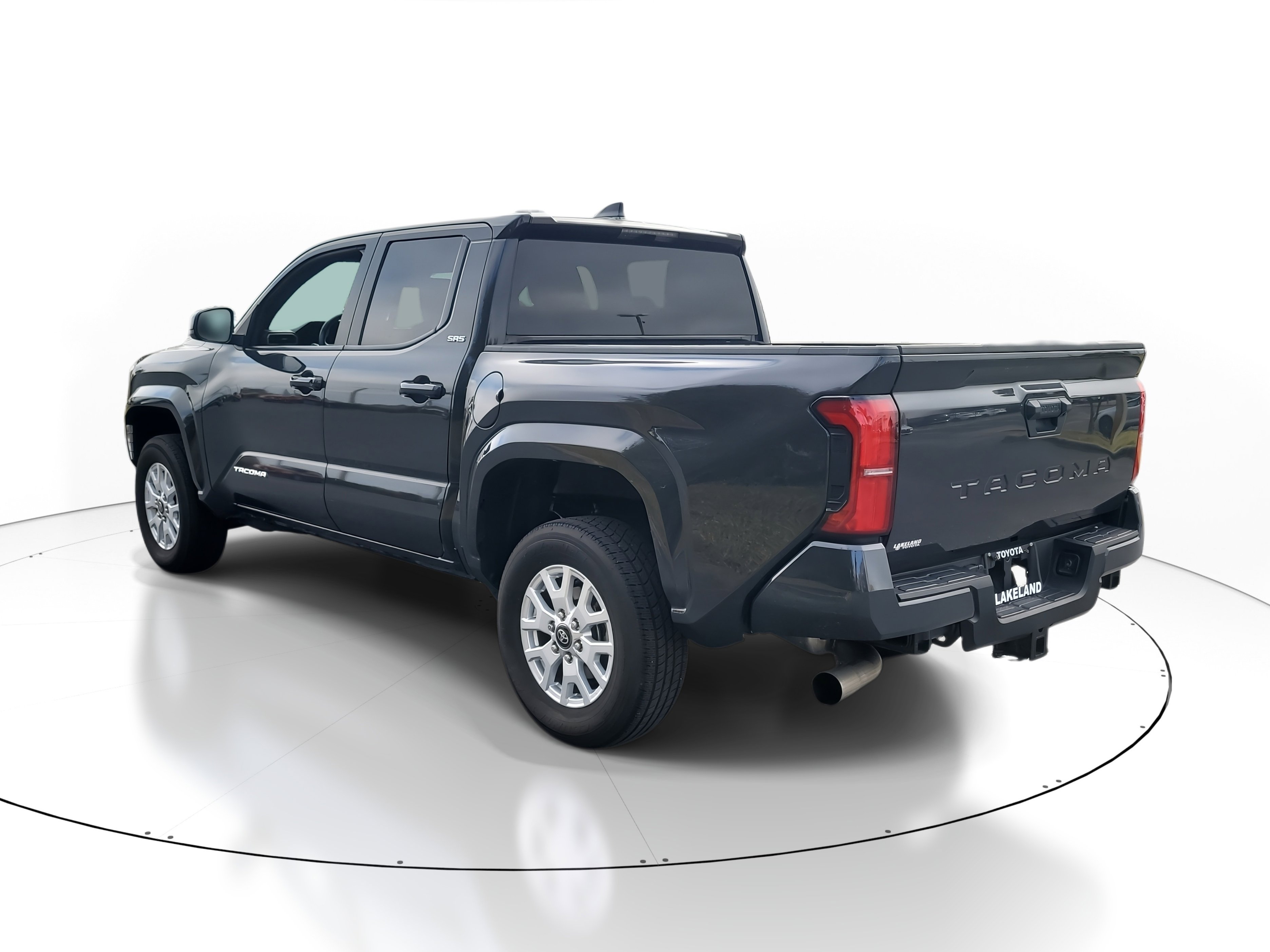 Certified 2024 Toyota Tacoma SR5 image 5