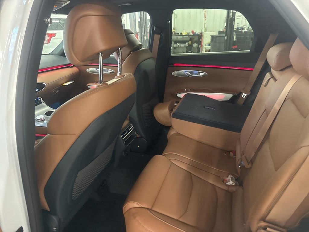 New 2026 Genesis GV70 2.5T Advanced image 18