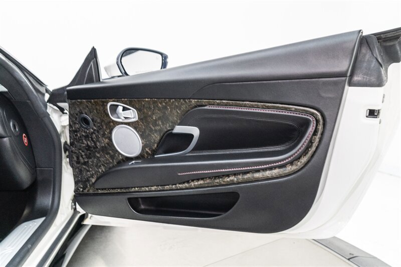 Used 2018 Aston Martin DB11 V12 RWD image 63