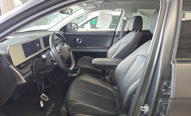 Used 2023 Hyundai Ioniq 5 Limited AWD/4WD image 5