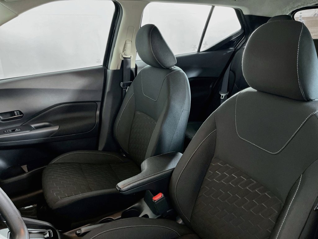 Used 2022 Nissan Kicks S FWD image 24