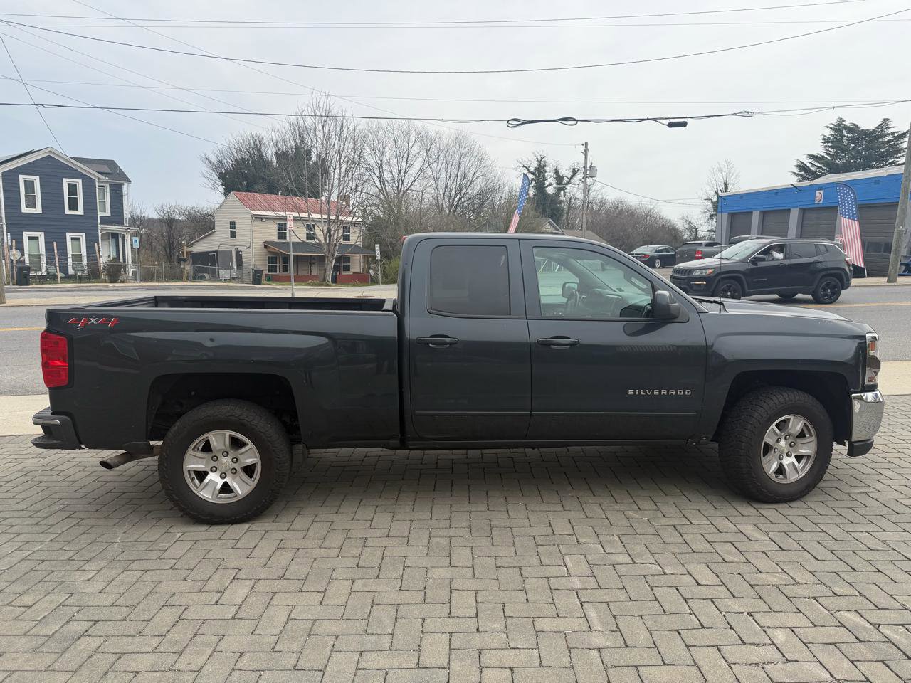 Used 2019 Chevrolet Silverado 1500 LT image 6
