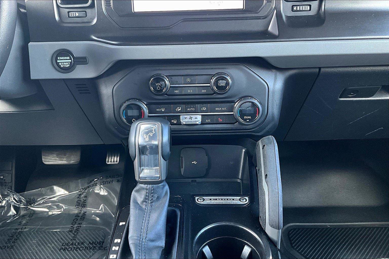 Used 2023 Ford Bronco Big Bend image 13