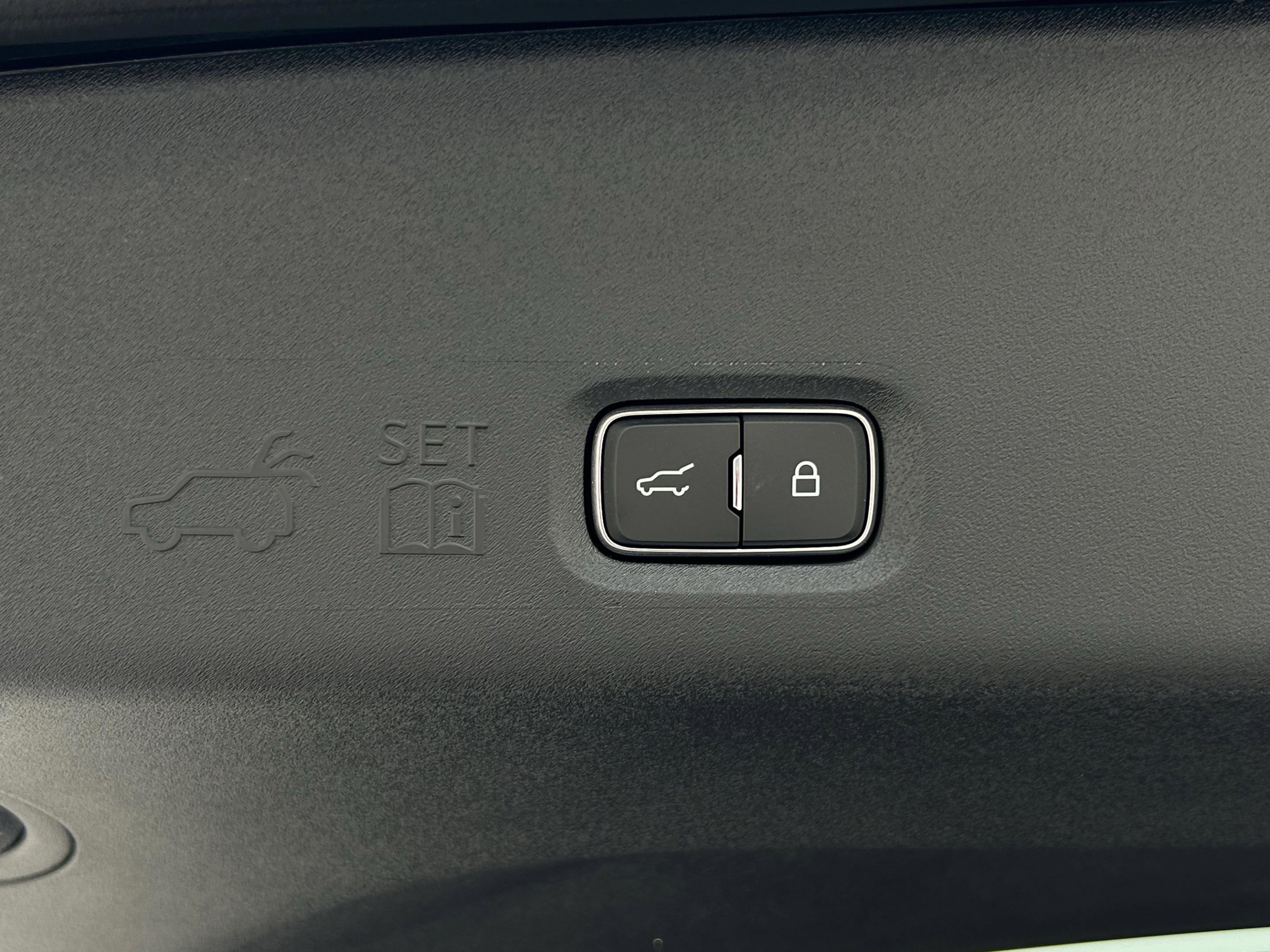 New 2025 Lincoln Navigator L Reserve w/ Jet Appearance Package image 28