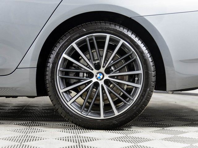 Used 2023 BMW 530i w/ Convenience Package image 23