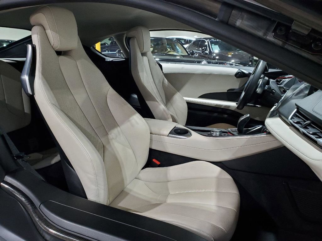 Used 2016 BMW i8 image 16