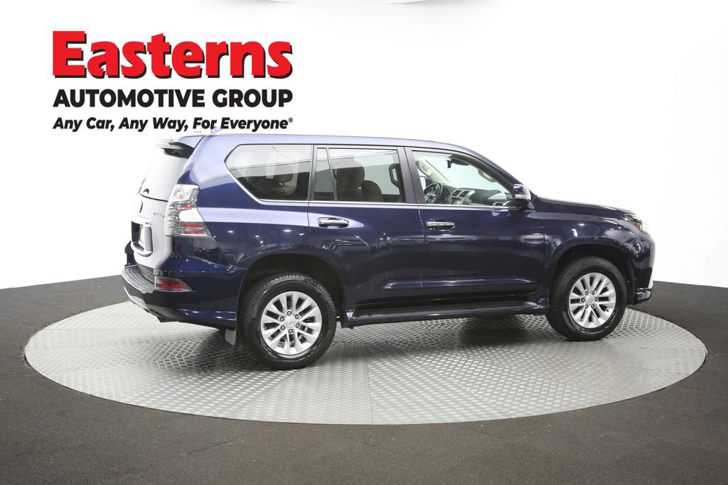 Used 2021 Lexus GX 460 w/ Accessory Package AWD/4WD image 48