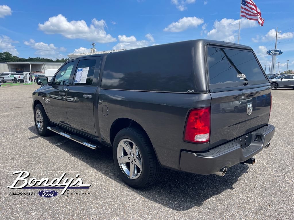 Used 2017 RAM 1500 Express RWD image 12