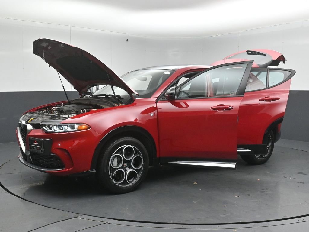 Used 2024 Alfa Romeo Tonale Ti AWD/4WD image 54