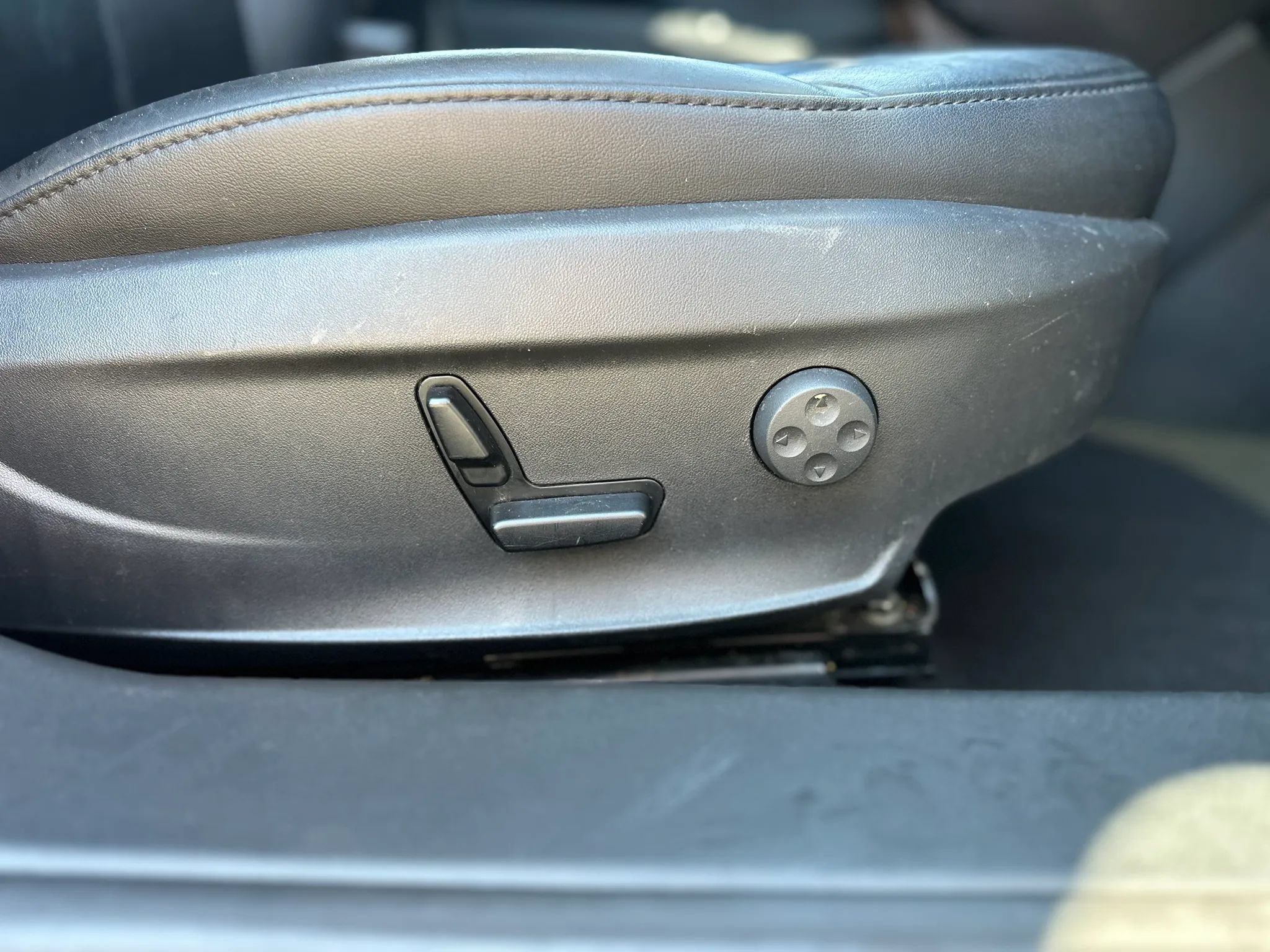Used 2014 Tesla Model S P85 RWD image 35