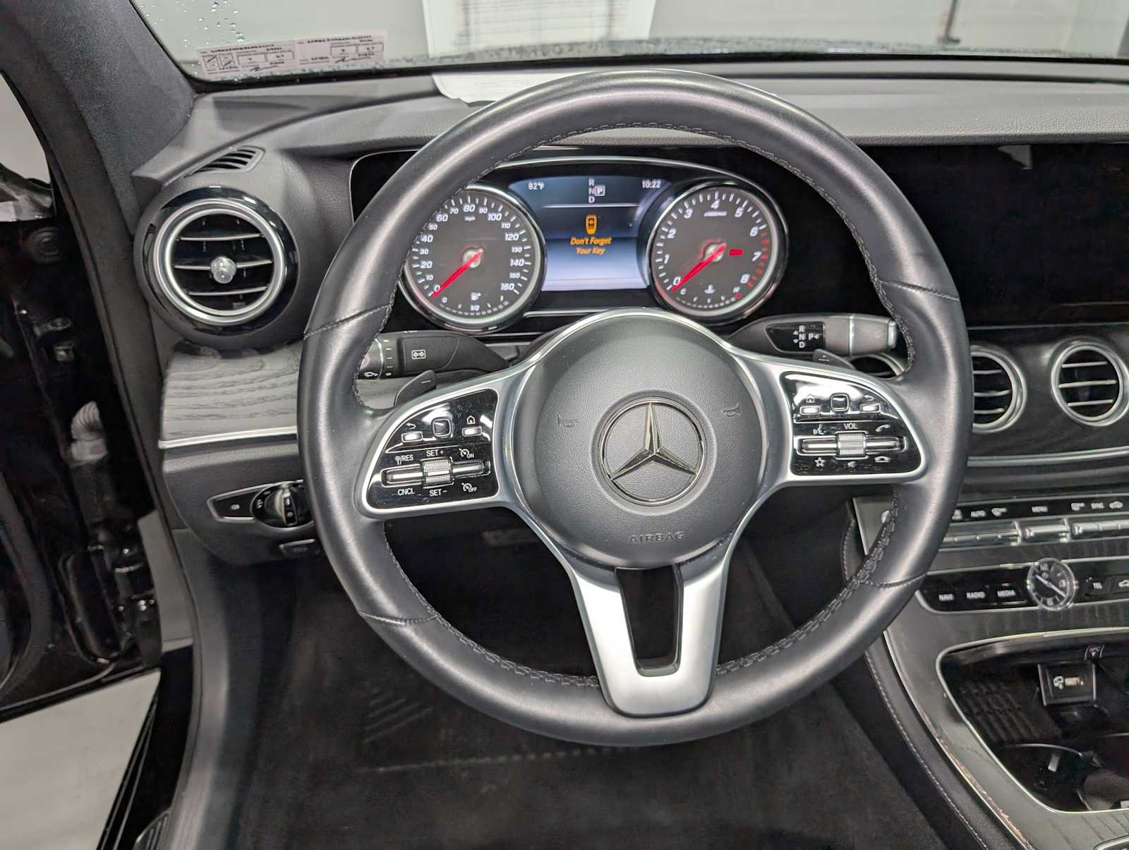 Certified 2019 Mercedes-Benz E 300 4MATIC image 35