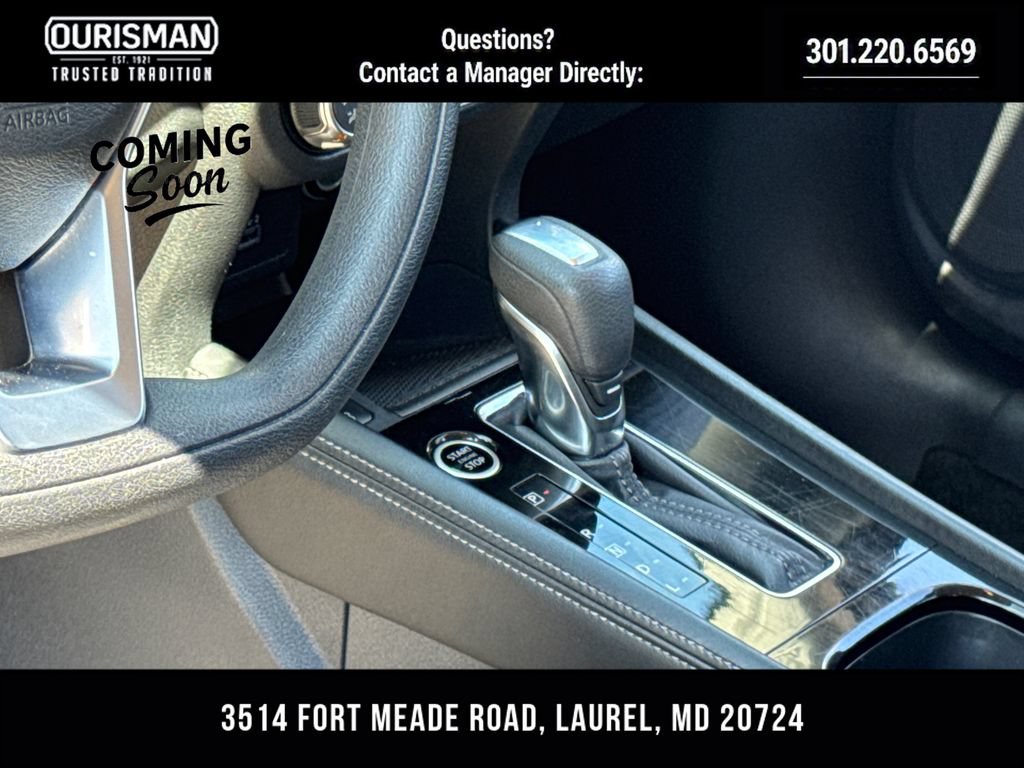 Used 2024 Nissan Kicks SV FWD image 15