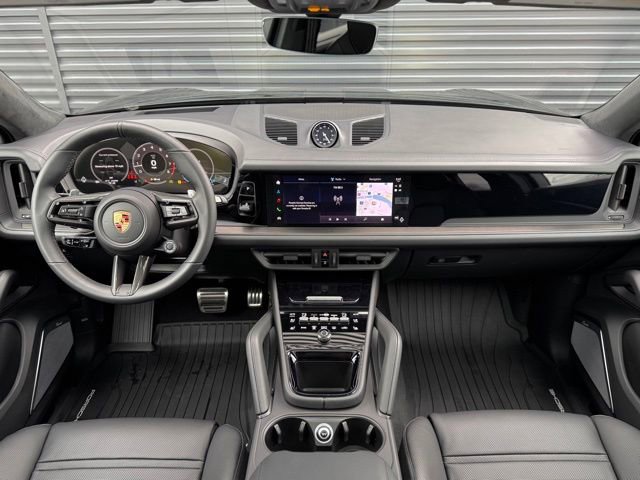 New 2026 Porsche Cayenne GTS image 16