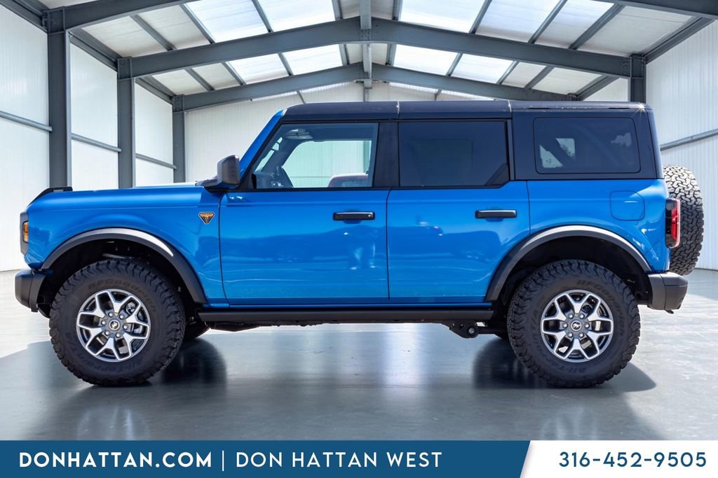 Used 2025 Ford Bronco Badlands AWD/4WD video 2