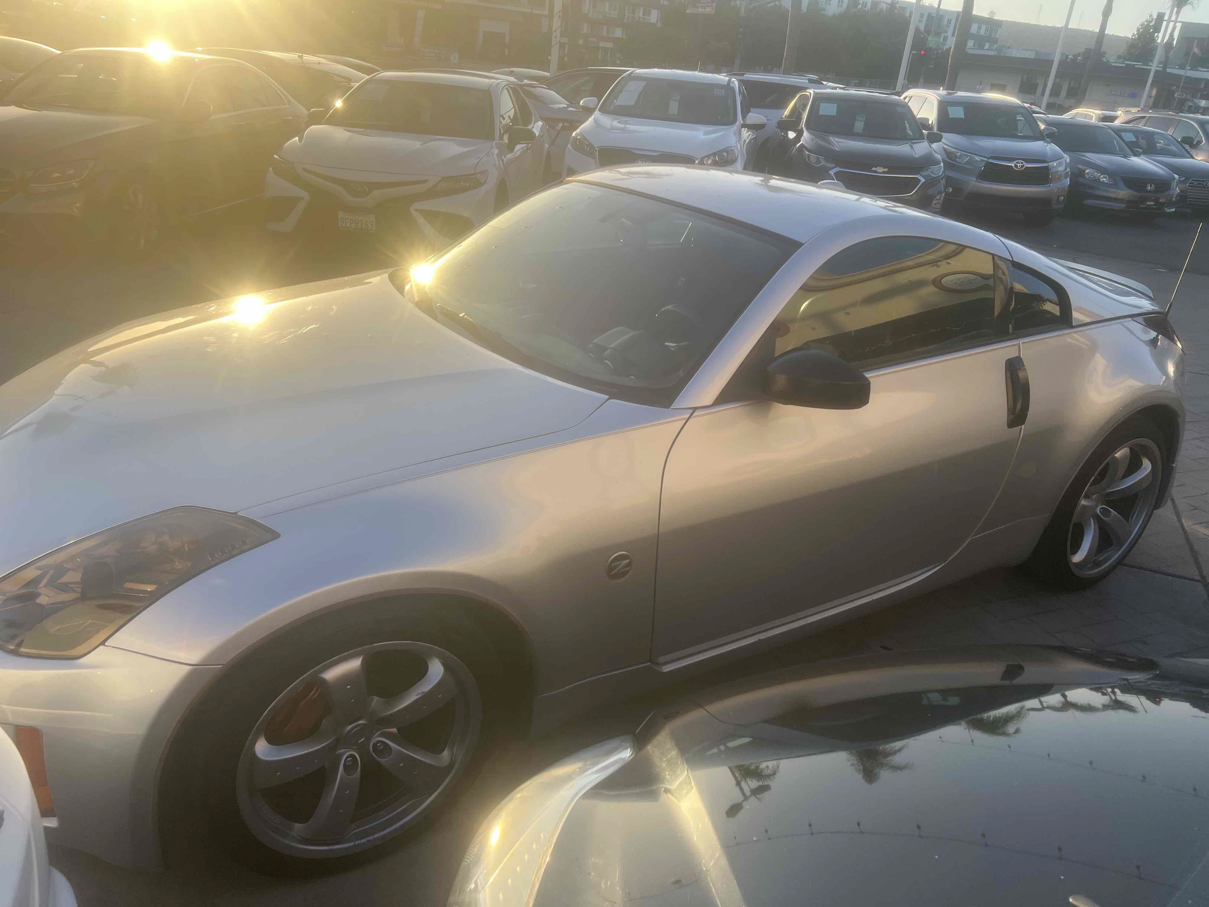 Used 2007 Nissan 350Z Grand Touring w/ Cargo Convenience Pkg RWD image 2