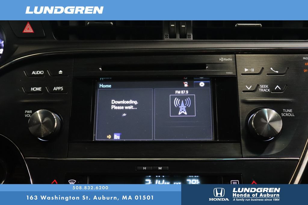 Used 2015 Toyota Avalon XLE FWD image 21