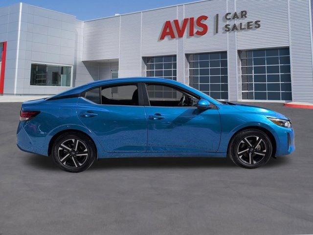 Used 2025 Nissan Sentra SV FWD image 5