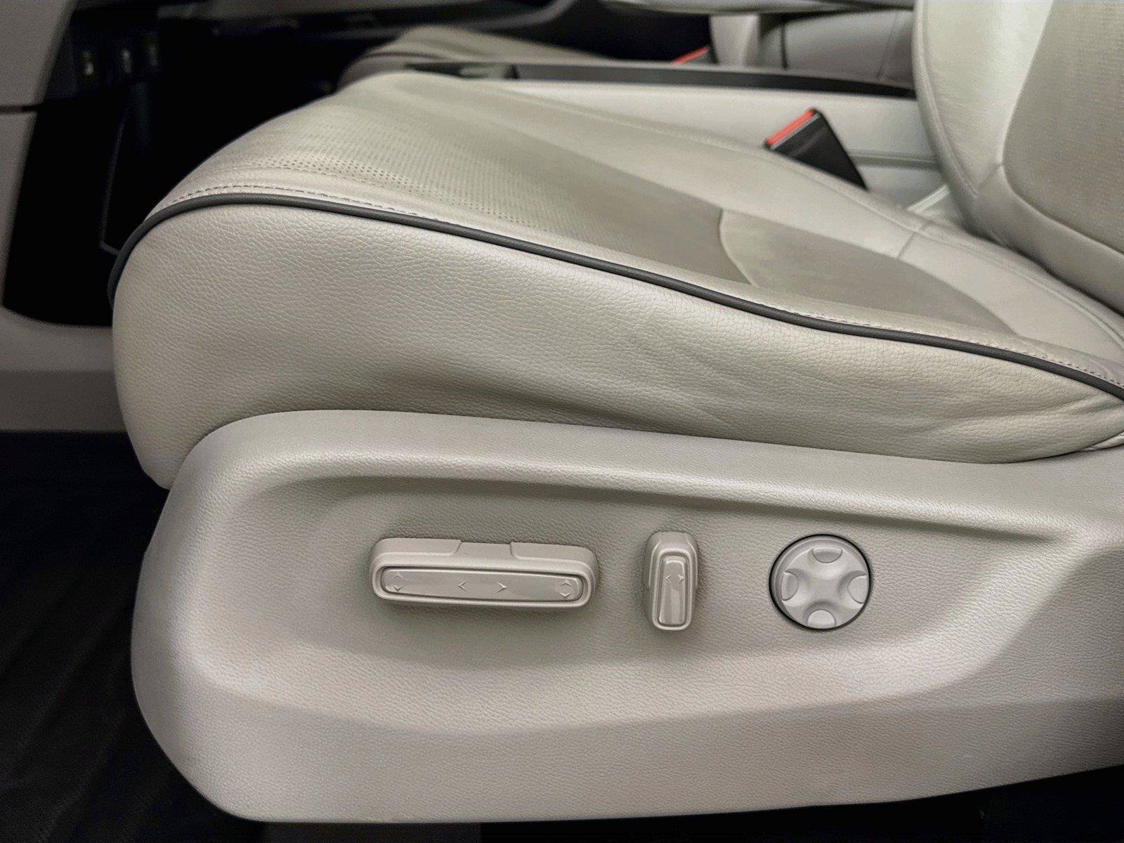 Used 2024 Honda Odyssey Elite image 30