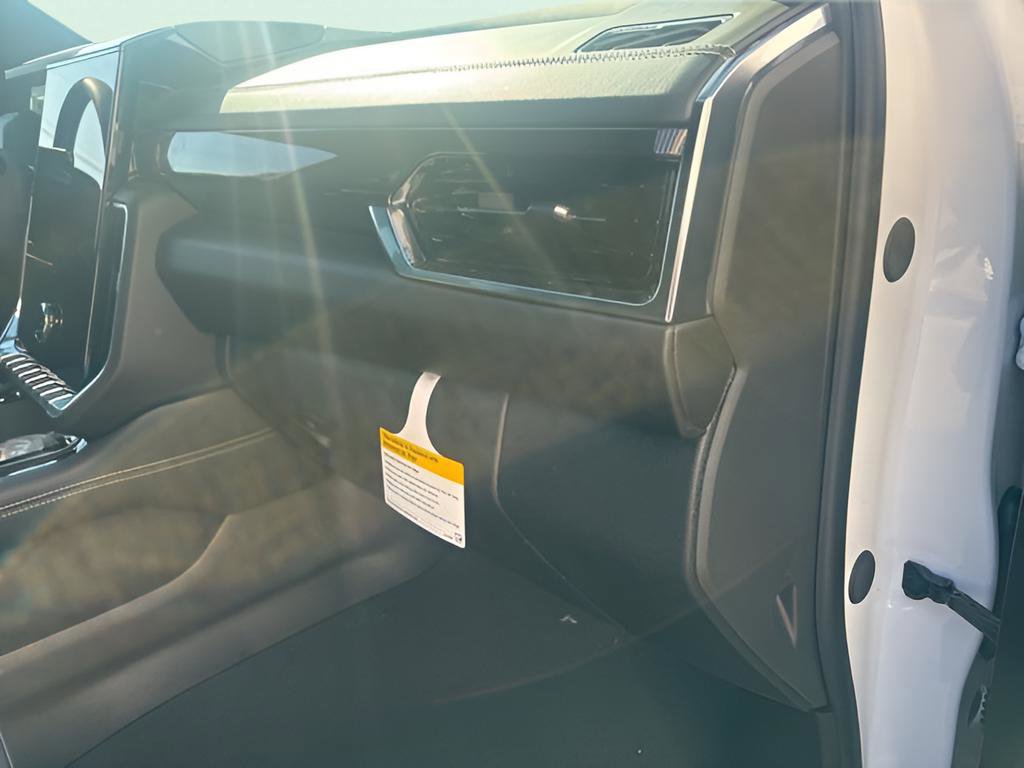 New 2026 GMC Yukon XL Elevation image 11