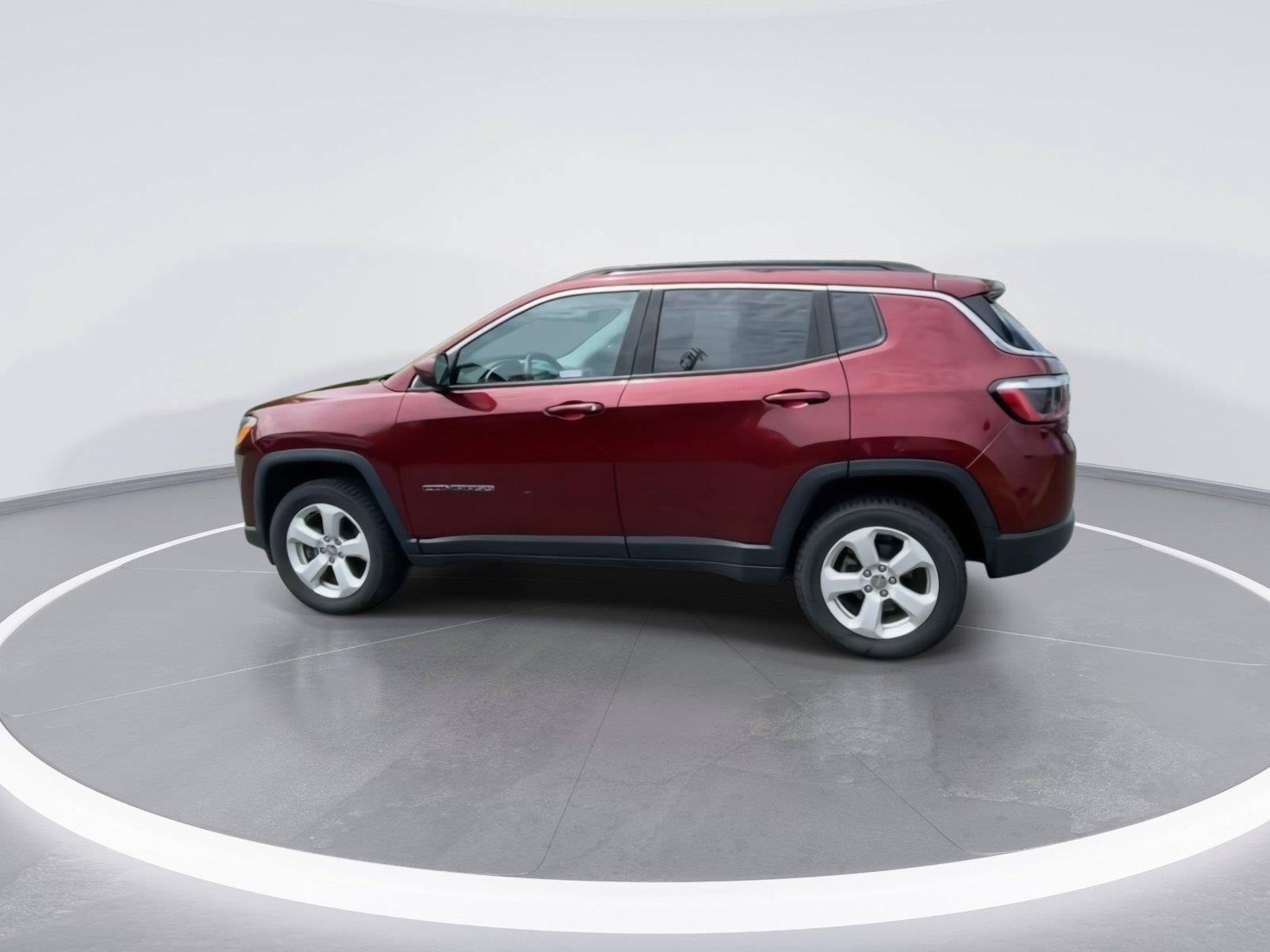 Used 2021 Jeep Compass Latitude AWD/4WD image 6
