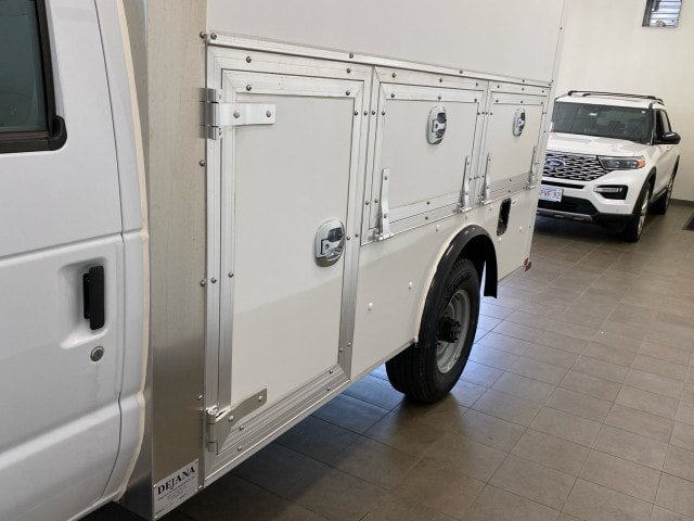 New 2026 Ford E-350 and Econoline 350 Super Duty w/ Power Equipment Group RWD image 5