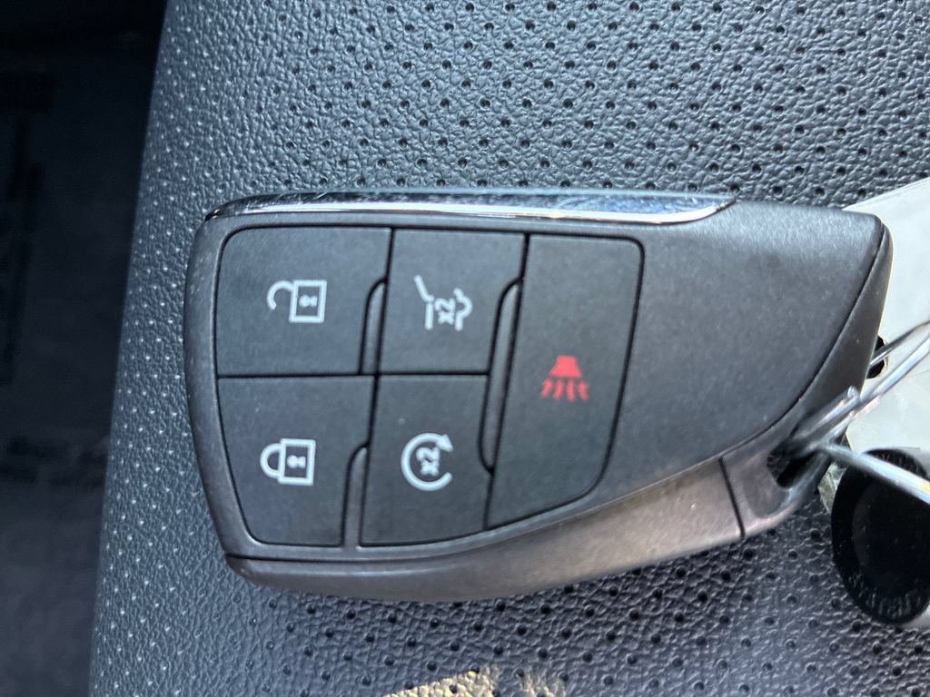 Used 2026 Chevrolet Traverse LT AWD/4WD image 29