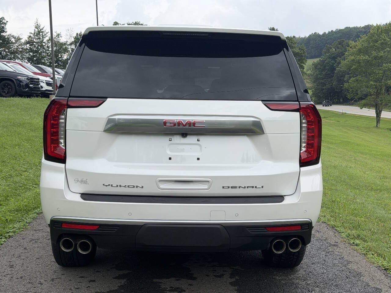 Used 2024 GMC Yukon Denali w/ Max Trailering Package AWD/4WD image 4