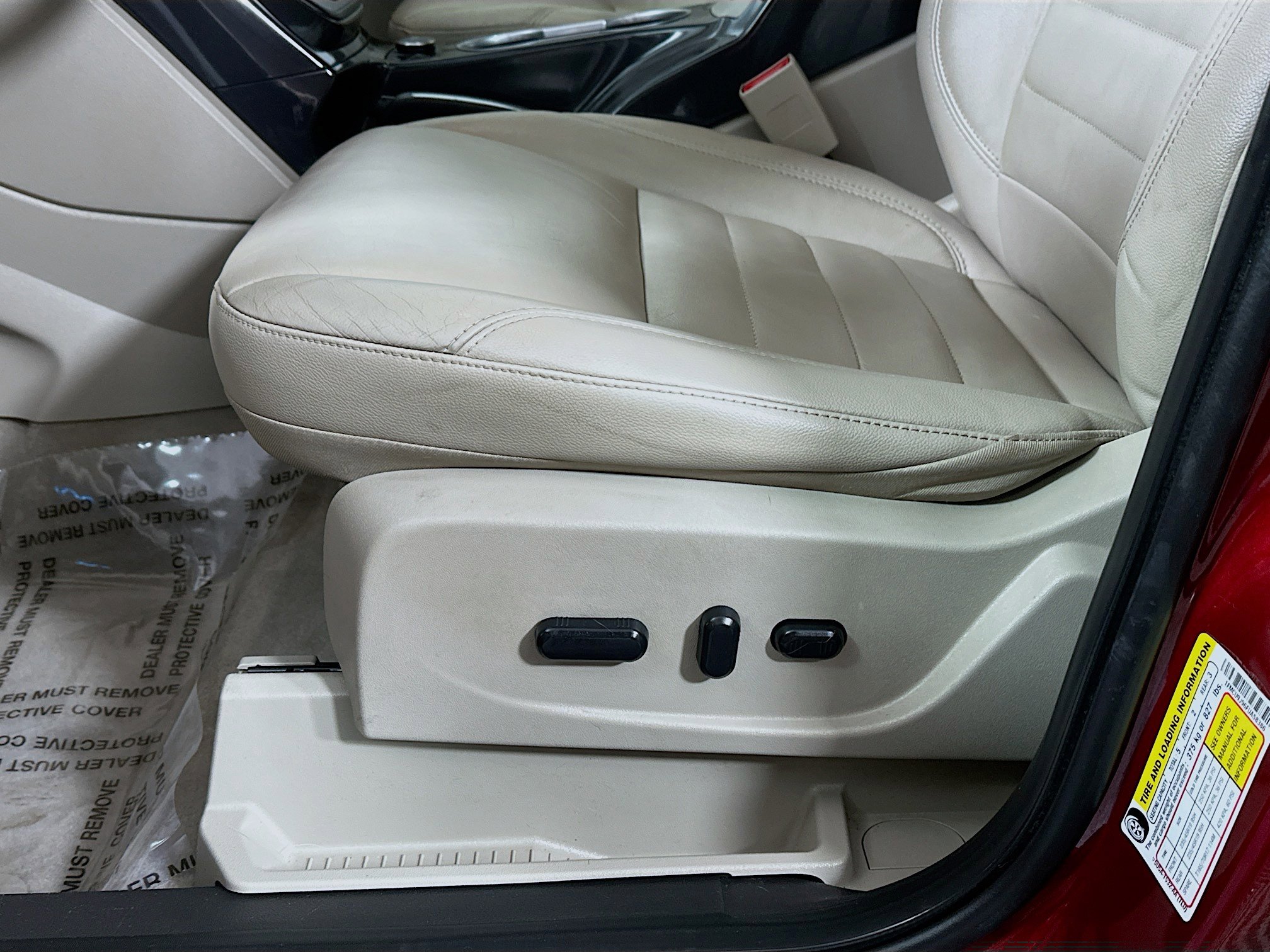 Used 2015 Ford Escape Titanium AWD/4WD image 19