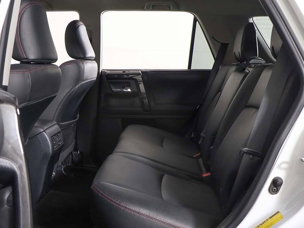 Used 2024 Toyota 4Runner TRD Off-Road Premium image 30