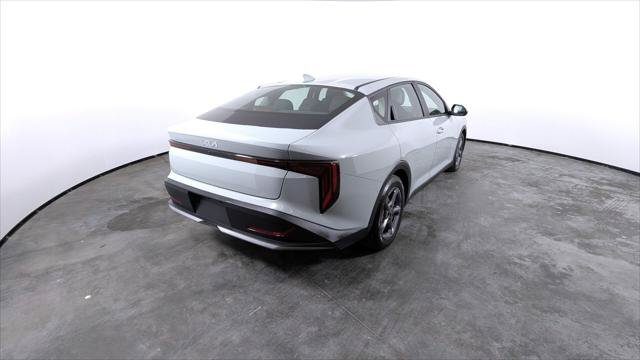 Used 2025 Kia K4 FWD image 6