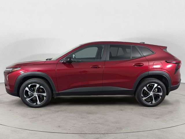 Used 2025 Chevrolet Trax RS FWD image 2