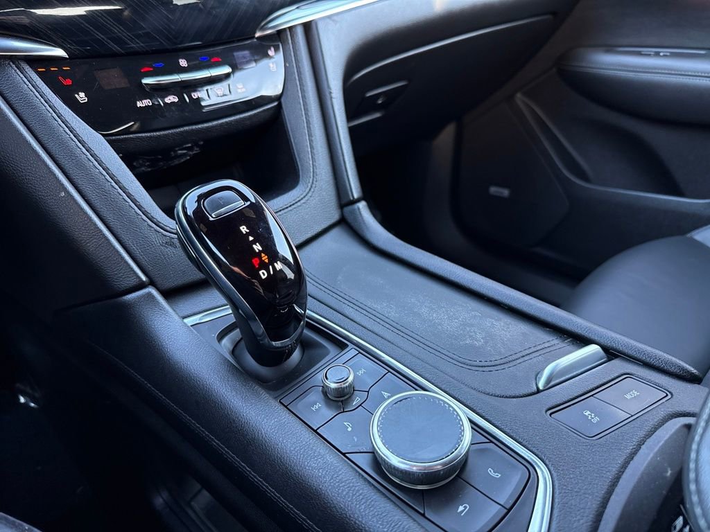 Certified 2024 Cadillac XT6 Premium Luxury w/ Technology Package image 11