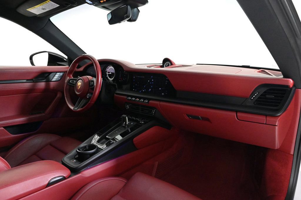 Certified 2024 Porsche 911 Carrera GTS image 16